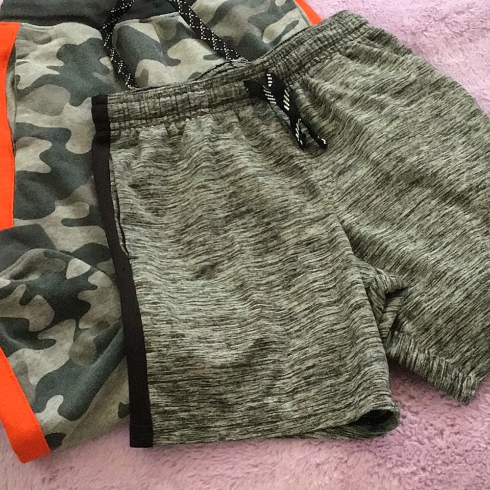 Jogging pants and shorts